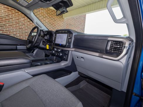 Used 2024 Ford F150 XLT w/ FX4 Off-Road Package image 25