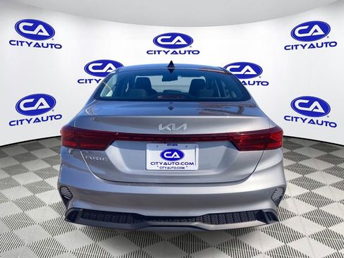 Used 2024 Kia Forte LXS image 4