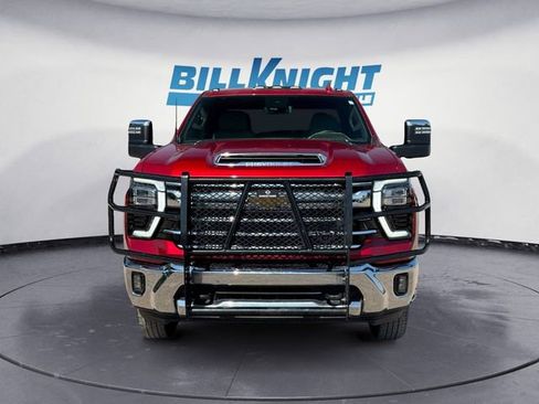 Used 2025 Chevrolet Silverado 3500 LTZ w/ LTZ Convenience Package AWD/4WD image 8