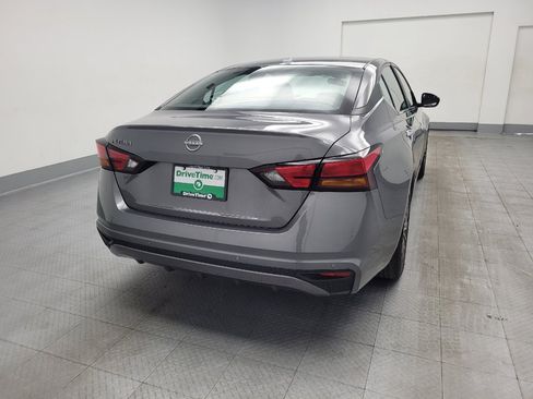 Used 2025 Nissan Altima 2.5 SV FWD image 7