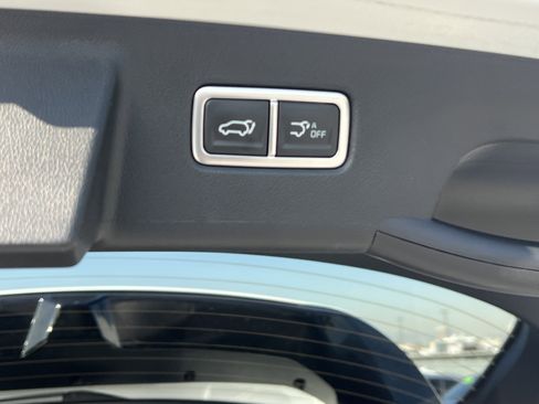 Certified 2024 Kia Sorento SX Prestige image 23