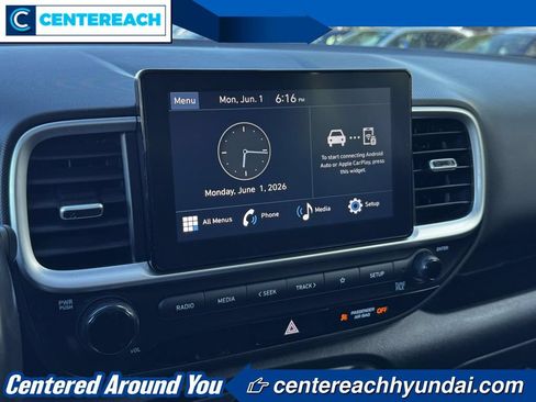 Used 2023 Hyundai Venue SEL FWD image 24