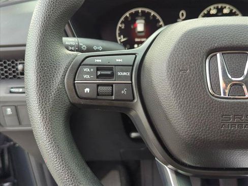 Used 2025 Honda CR-V EX image 12