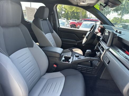 Used 2024 Toyota Tacoma TRD Sport RWD image 13