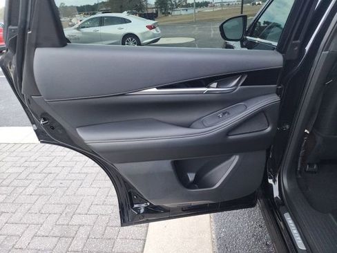 Used 2024 INFINITI QX60 Pure image 16