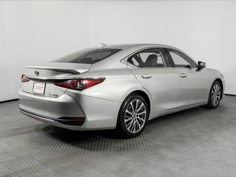 Used 2019 Lexus ES 300h w/ Premium Package FWD image 8