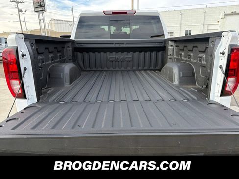 New 2026 GMC Sierra 1500 Elevation w/ Elevation Premium Package image 8