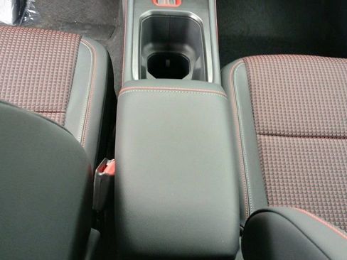 New 2025 Nissan Kicks SR image 27