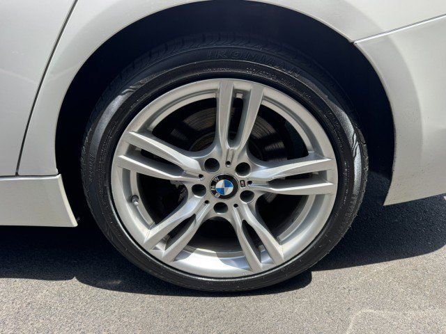 Used 2015 BMW 335i xDrive Sedan AWD/4WD image 41