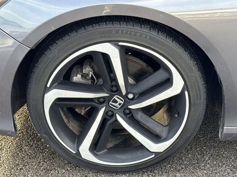 Used 2018 Honda Accord Sport image 20