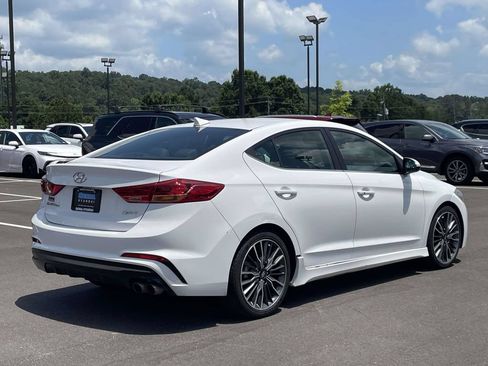 Used 2018 Hyundai Elantra Sport FWD image 3