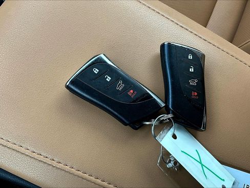 Used 2023 Lexus RX 350 Premium w/ Accessory Package (Z1) AWD/4WD image 10