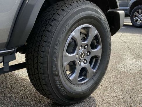 Used 2024 Ford Bronco Big Bend image 11