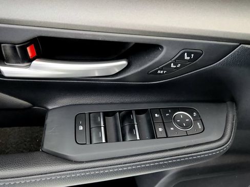 Certified 2026 Toyota Grand Highlander AWD Hybrid image 25