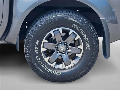 Used 2019 Nissan Frontier Desert Runner image 6