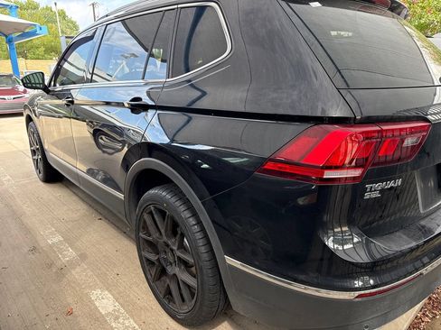 Used 2021 Volkswagen Tiguan SEL w/ 2-Row Tiguan MDO Package AWD/4WD image 7