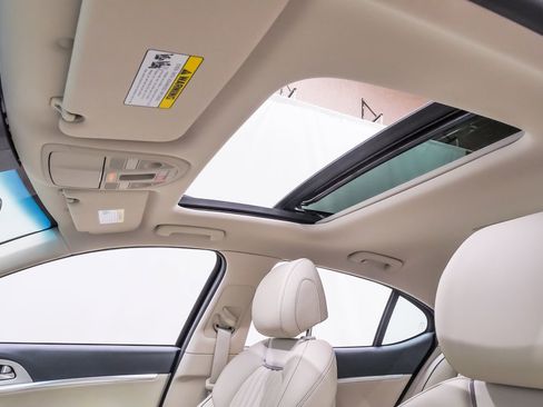 Certified 2026 Genesis G70 2.5T Prestige image 10