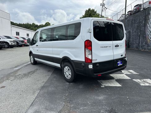 Used 2024 Ford Transit 350 XLT RWD image 5