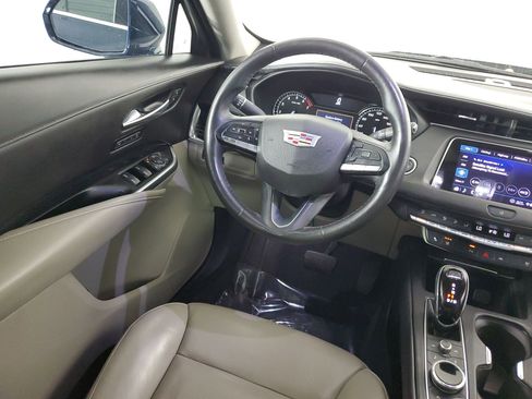 Used 2020 Cadillac XT4 Premium Luxury image 46