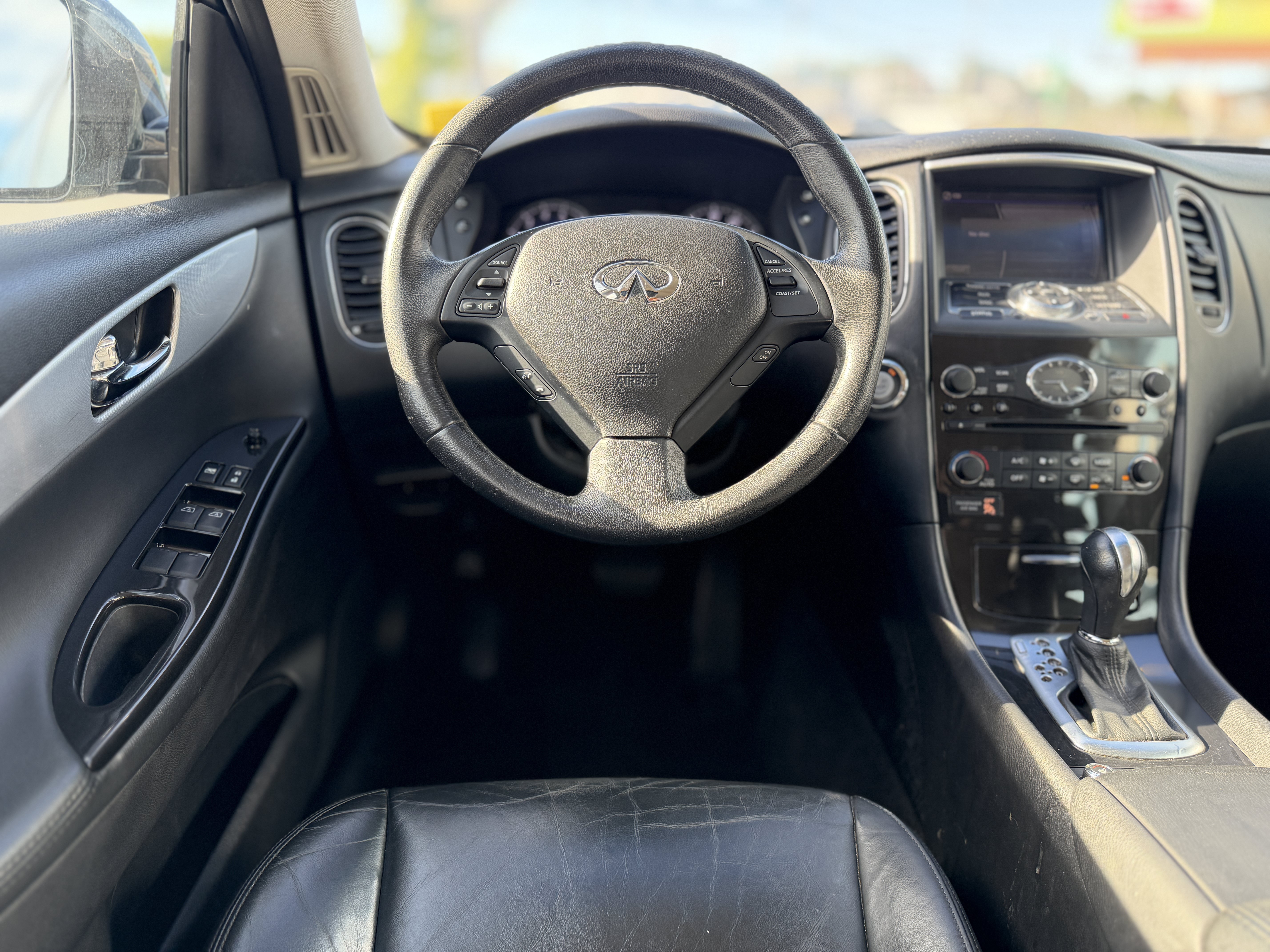 Used 2015 INFINITI QX50 AWD image 18