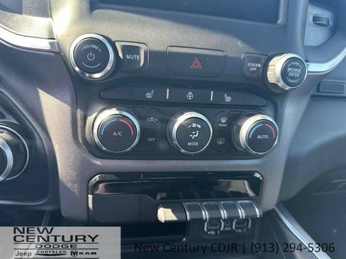Used 2023 RAM 1500 Big Horn AWD/4WD image 25