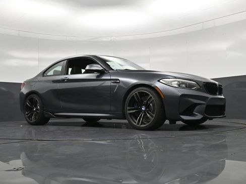 Used 2017 BMW M2 RWD image 29