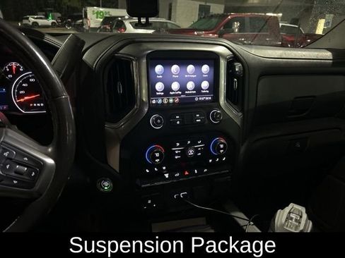 Used 2020 Chevrolet Silverado 2500 LTZ w/ LTZ Convenience Package image 11