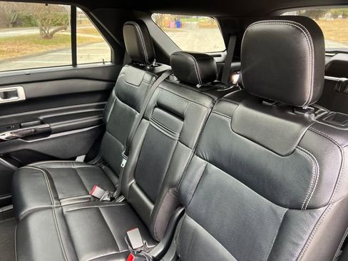 Used 2023 Ford Explorer ST w/ Equipment Group 401A image 24