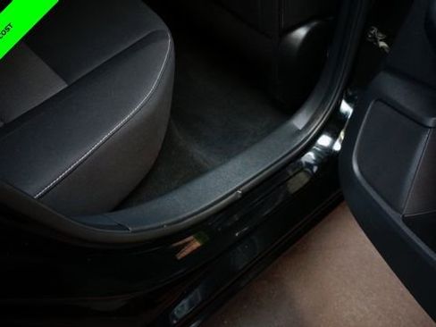 Certified 2022 Nissan Sentra SV FWD image 36