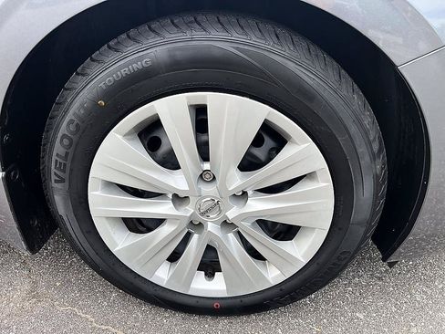 Certified 2023 Nissan Sentra S FWD image 12