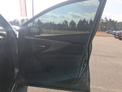 Used 2020 Nissan Murano S w/ Technology Package image 30