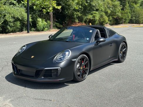 Used 2017 Porsche 911 Targa 4 GTS AWD/4WD image 28
