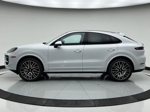 New 2025 Porsche Cayenne S image 2
