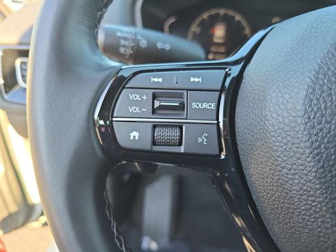 Used 2025 Honda Civic Sport image 16