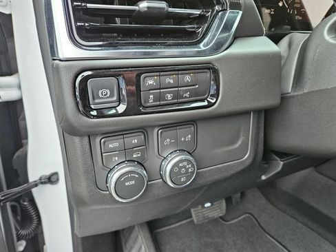 New 2026 GMC Yukon Elevation AWD/4WD image 28