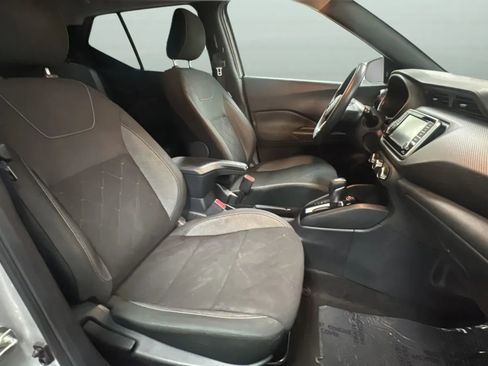 Used 2020 Nissan Kicks S FWD image 21