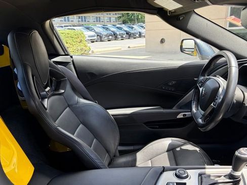 Used 2017 Chevrolet Corvette Stingray Convertible RWD image 35
