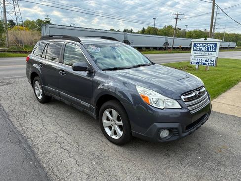 Used 2014 Subaru Outback 2.5i Premium AWD/4WD image 1