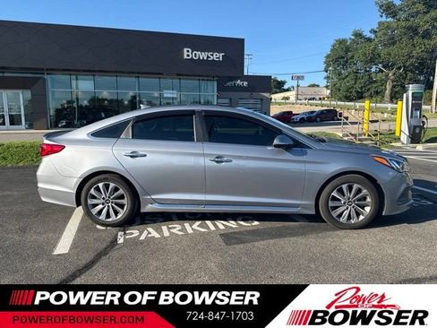 Used 2016 Hyundai Sonata Sport w/ Option Group 03 FWD image 8