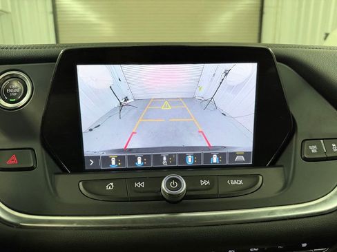 Used 2019 Chevrolet Blazer LT w/ Sound & Technology Package FWD image 15