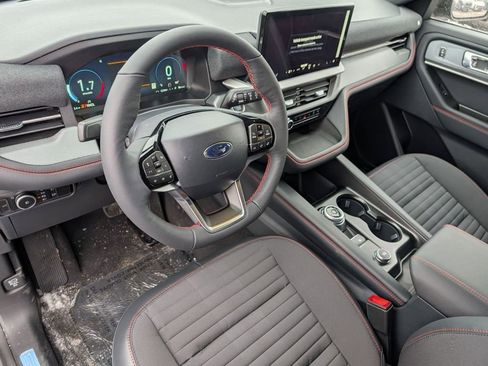 New 2026 Ford Explorer ST-Line w/ ST-Line Street Pack image 18