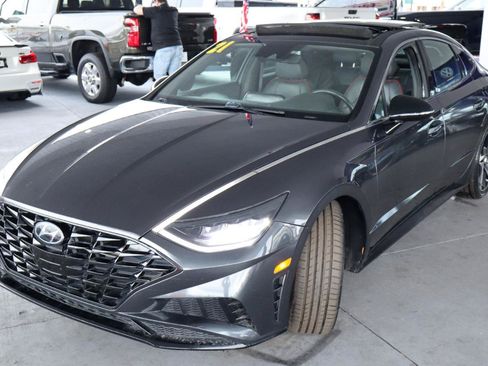 Used 2021 Hyundai Sonata SEL Plus w/ Tech Package FWD image 9