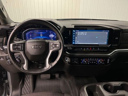 Certified 2023 Chevrolet Silverado 1500 RST image 18