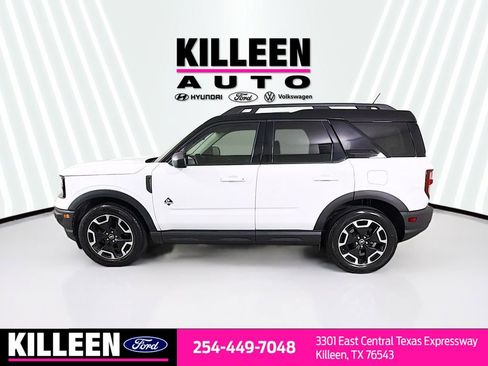 Used 2022 Ford Bronco Sport Outer Banks w/ Tech Package AWD/4WD image 4