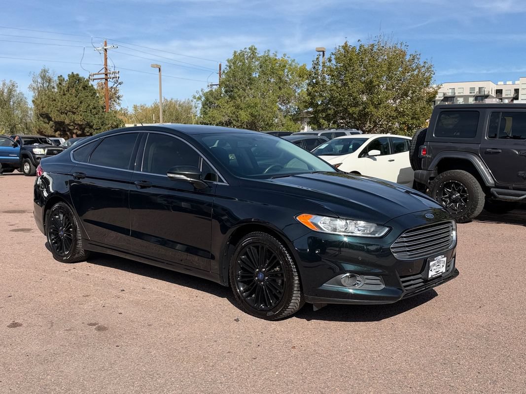 Used 2014 Ford Fusion SE w/ Equipment Group 202A FWD image 2
