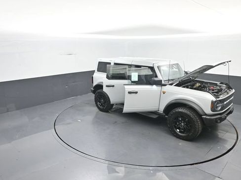 New 2026 Ford Bronco Badlands AWD/4WD image 40