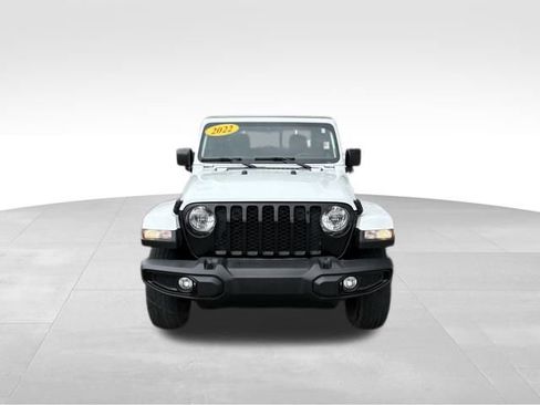 Used 2022 Jeep Gladiator Sport image 2