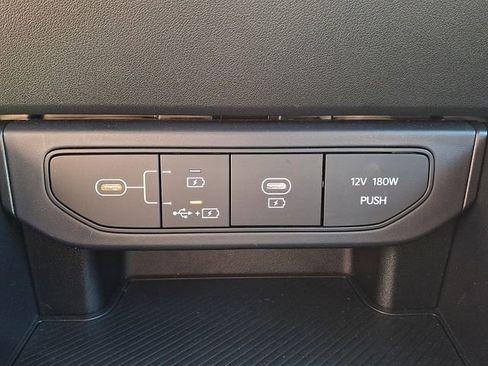 Certified 2025 Kia K4 FWD image 23