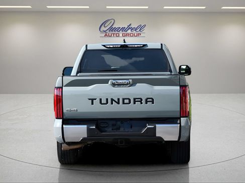 Used 2024 Toyota Tundra Limited AWD/4WD image 5