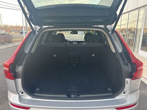 Certified 2025 Volvo XC60 B5 Plus AWD/4WD image 11